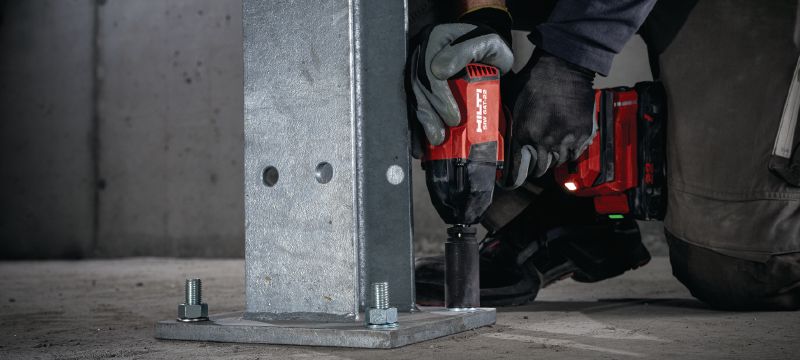Anclaje químico HIT-HY 200-R V3 Mortero híbrido inyectable de altas prestaciones con aprobaciones para uniones de varillas corrugadas a posteriori y anclaje de placas base estructurales Aplicaciones 1