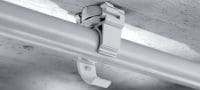 Abrazadera de tuberías X-EKSC MX Abrazadera de plástico de sujeción de cables/conductos con diseño encajable y bloqueo para el uso con clavos en tiras Aplicaciones 3