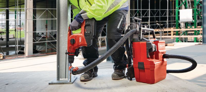 VC 4LX-22 T8 Extractor de polvo a batería de clase L Compacto y potente extractor de polvo a batería con mochila opcional para la conexión con herramientas eléctricas y limpiezas en el lugar de trabajo (húmedo y seco), depósito de 8 l (2 galones) (batería Nuron) Aplicaciones 1