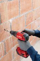 Atornilladora taladro con percusión a batería SF 6H-A22 Atornilladora taladro con percusión a batería de 22 V con Control activo del par y mandril electrónico para uso universal en madera, mampostería, metal y otros materiales Aplicaciones 1